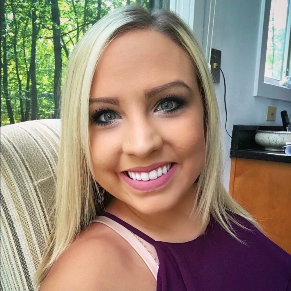 Meet your Posher, Britney